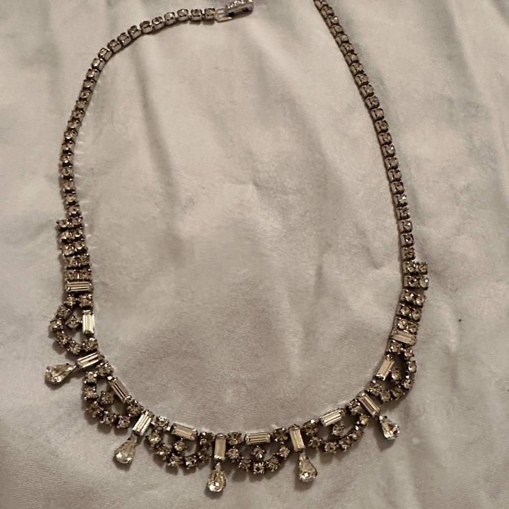 Elegant Antique Silver Necklace with Crystal Accents